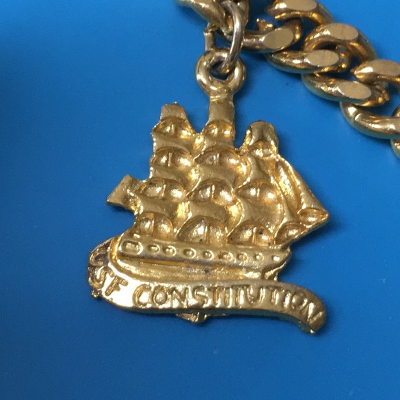 🖤Vtg Charms bracelet - Picture 2 of 10